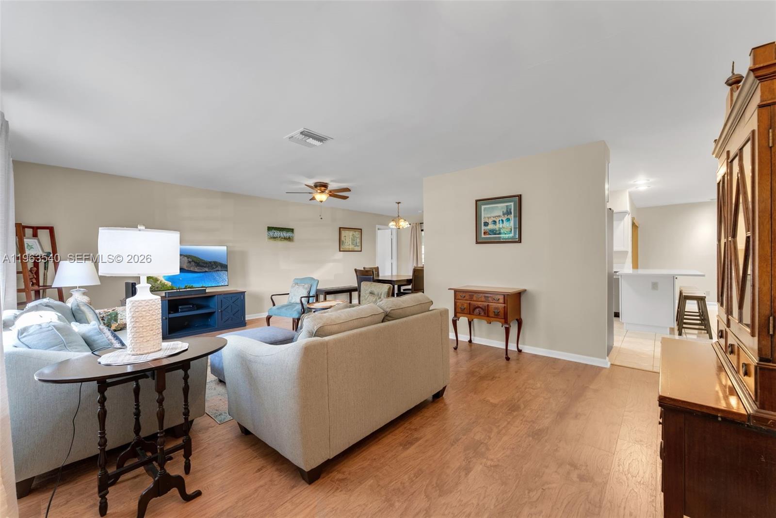 5331 Northwest 77th Court Pompano Beach, FL 33073 - Photo 9 of 32