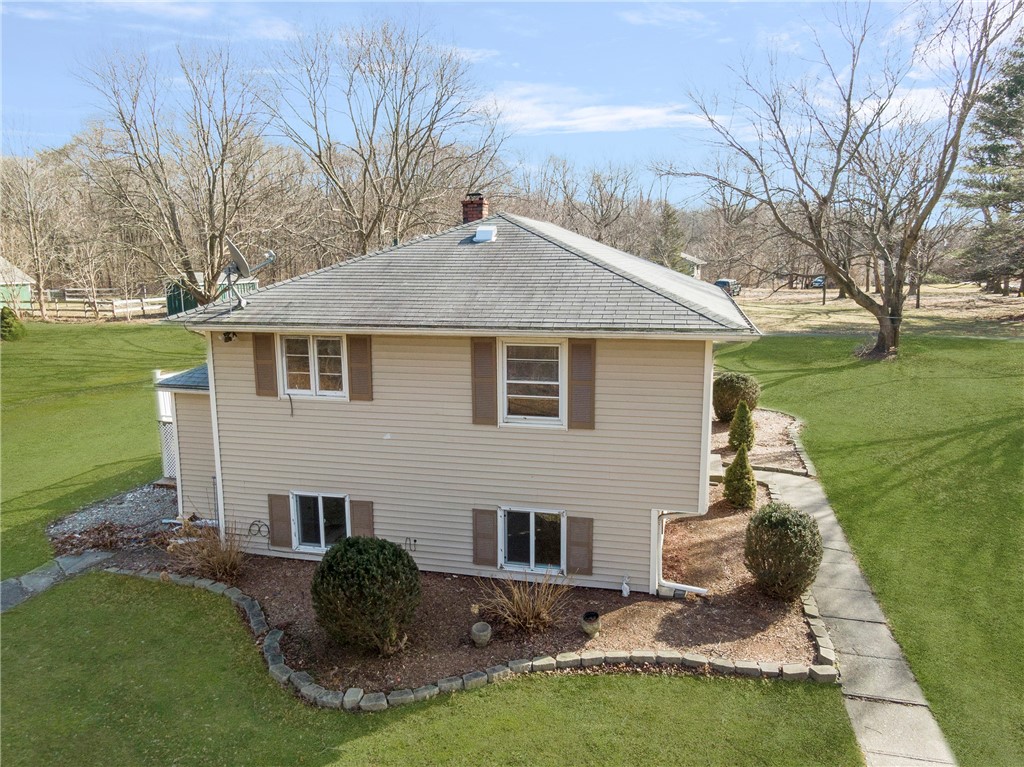 3239 Sharps Lot Road Dighton, MA 02715 - Photo 4 of 42 Gallery Image 4