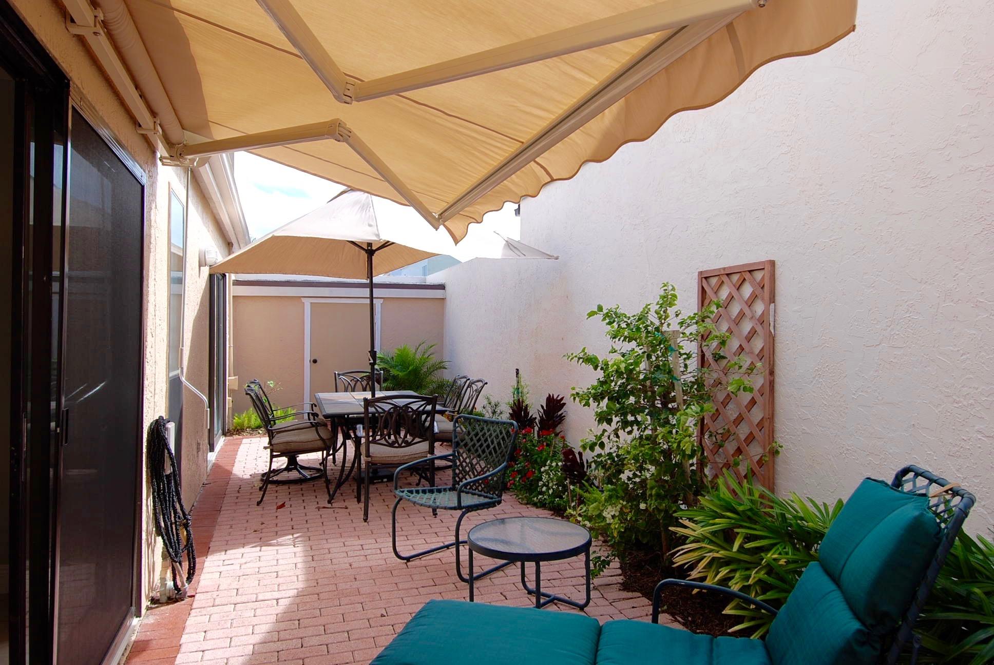 17052 Traverse Circle Jupiter, FL 33477 - Photo 4 of 27 DSC_0036