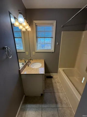 $1,495 | 791 East Sherwood Hills Drive, Bloomington, IN 47401