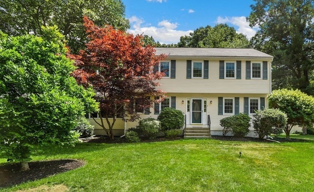 8 Fazio Farm Road Georgetown, MA 01833 - Photo 1 of 40 Gallery Image 1