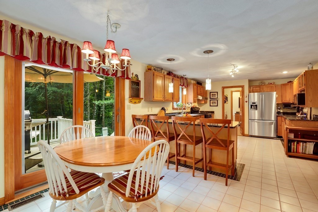 8 Fazio Farm Road Georgetown, MA 01833 - Photo 16 of 40 Gallery Image 16