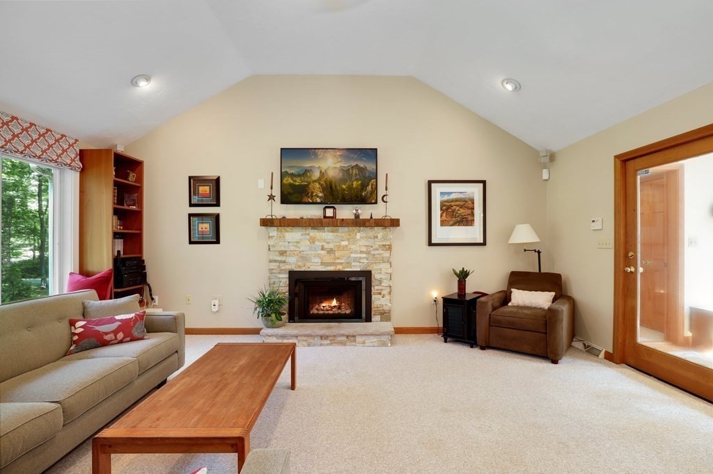 8 Fazio Farm Road Georgetown, MA 01833 - Photo 4 of 40 Gallery Image 4