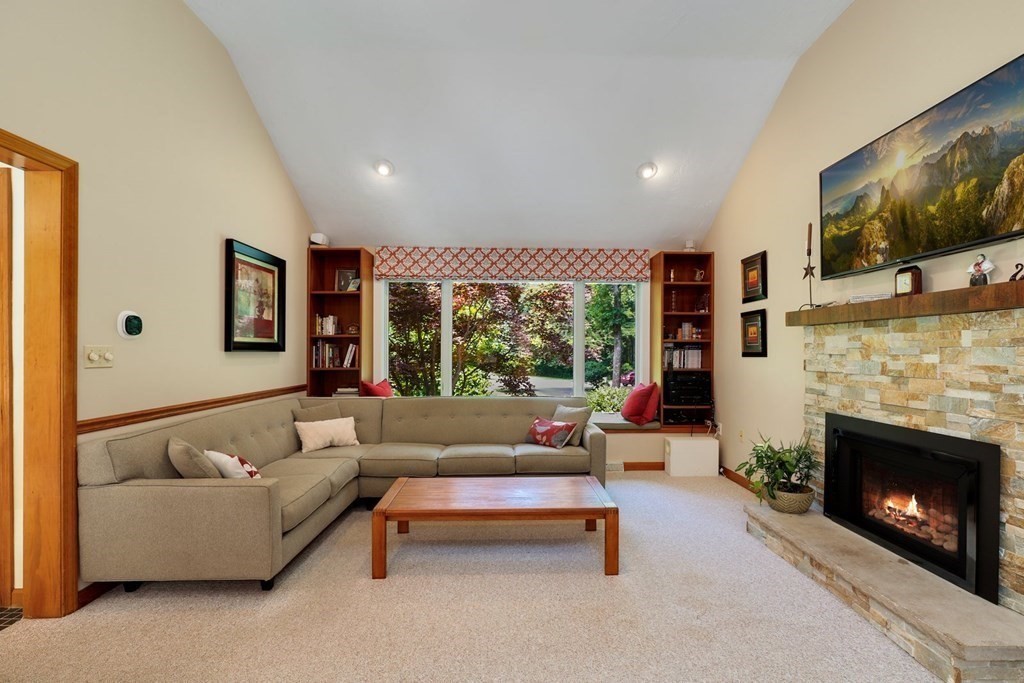 8 Fazio Farm Road Georgetown, MA 01833 - Photo 6 of 40 Gallery Image 6
