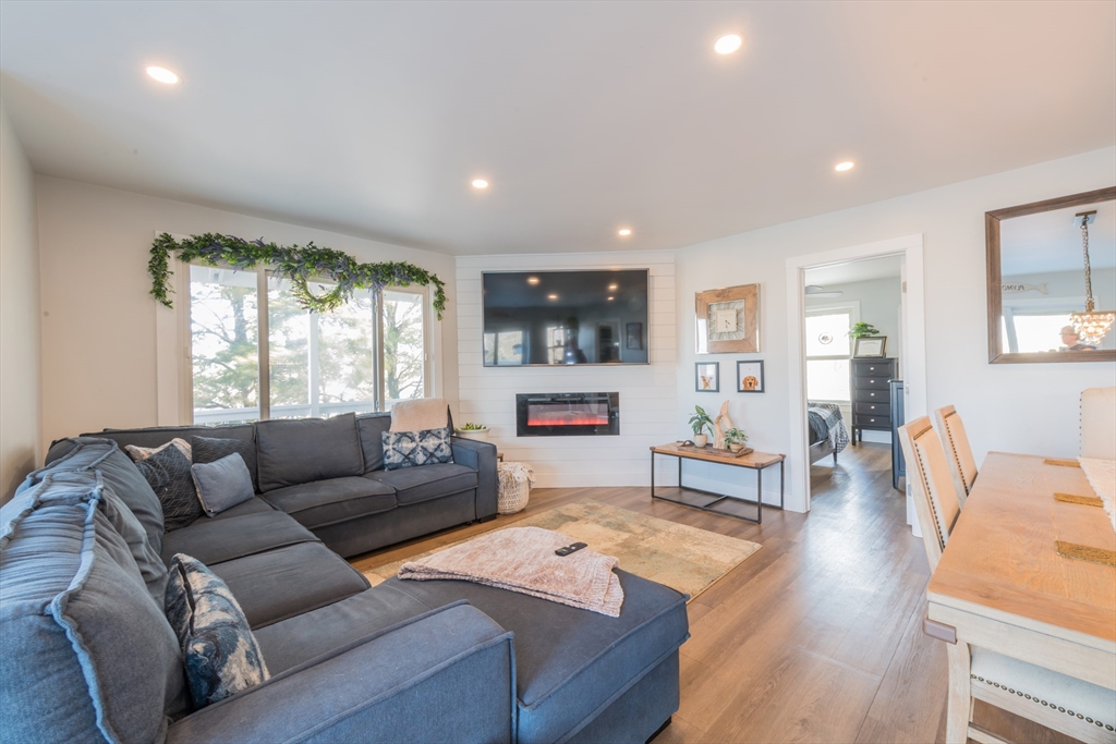 2 Harding Avenue Plymouth, MA 02360 - Photo 11 of 35