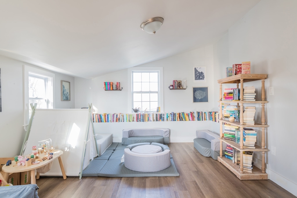 2 Harding Avenue Plymouth, MA 02360 - Photo 14 of 35