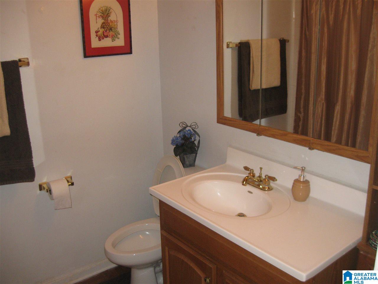 5249 Dresden Road Birmingham, AL 35210 - Photo 10 of 20