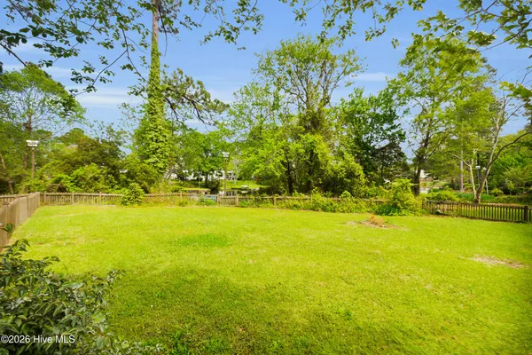 $350,000 | 112 Bermuda View, New Bern, NC 28560