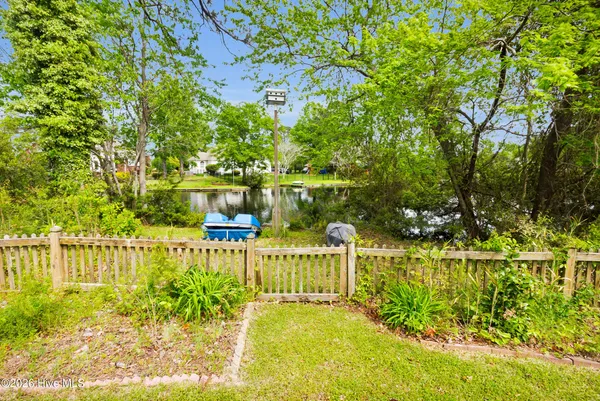 $350,000 | 112 Bermuda View, New Bern, NC 28560