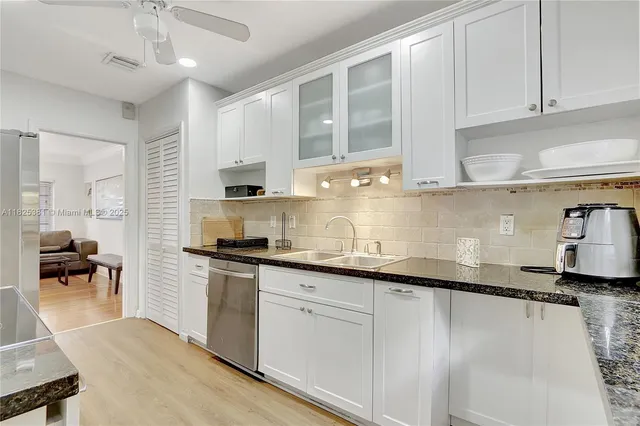 $7,500 | 33 Southwest 20th Road, Miami, FL 33129