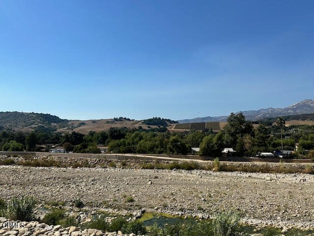 467 Riverside Road Oak View, CA 93022 - Photo 60 of 65 a view of a dry yard with trees