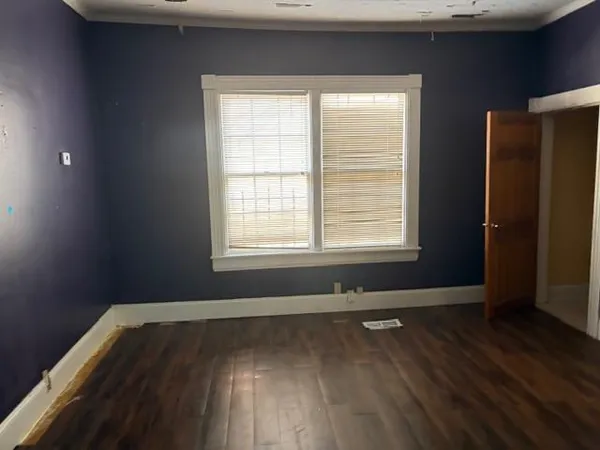 $115,000 | 104 East Gholson Avenue, Holly Springs, MS 38635