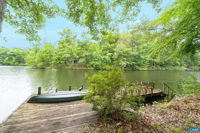 a view of a sign board with yard