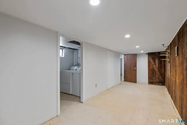 $349,000 | 37 East Cotton Hill Road, New Hartford, CT 06057