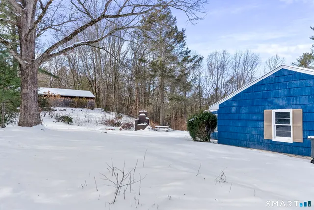 $349,000 | 37 East Cotton Hill Road, New Hartford, CT 06057