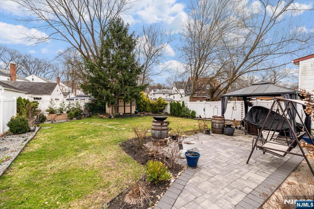 659 River Road Teaneck, NJ 07666 - Photo 15 of 17