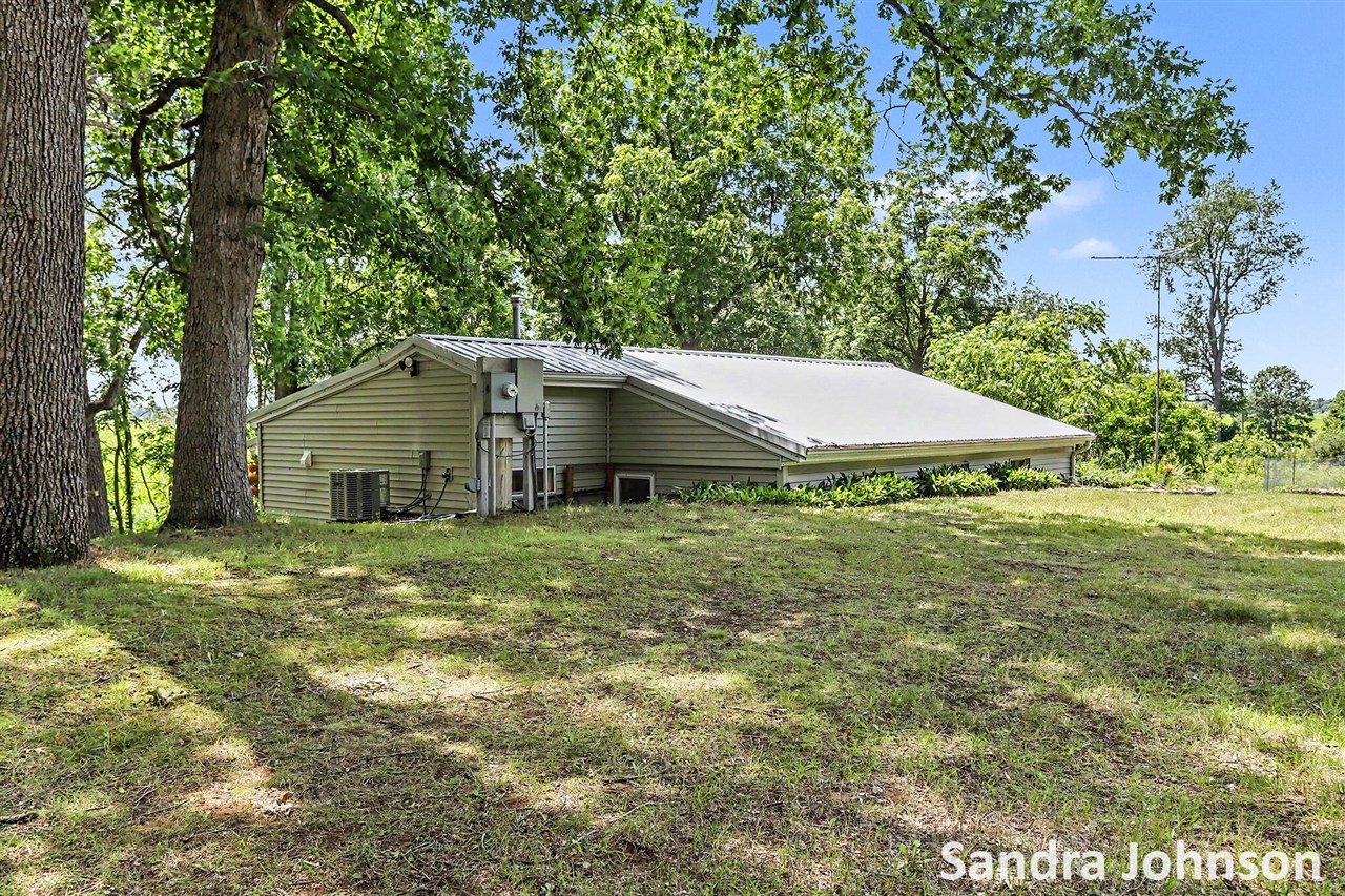 6180 Rook Road Plainwell, MI 49080 - Photo 28 of 35