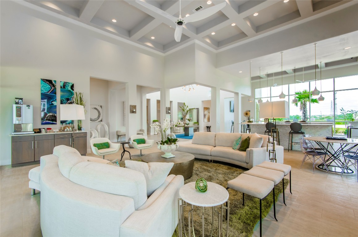 3300 Towers Boulevard, Unit 958 Seabrook, TX 77586 - Photo 32 of 33 a living room with furniture and a large window