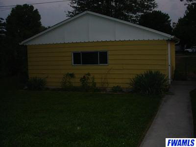 550 Studebaker Street Decatur, IN 46733 - Photo 3 of 10