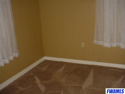 550 Studebaker Street Decatur, IN 46733 - Photo 7 of 10
