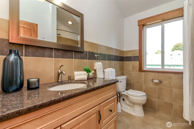 $780,000 | 1618 Pear Street Northeast, Olympia, WA 98506