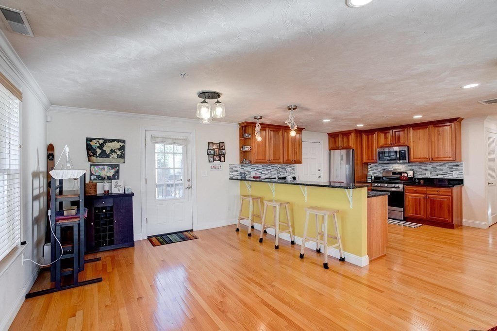 41 Spring Street, Unit 3 Waltham, MA 02451 - Photo 6 of 15