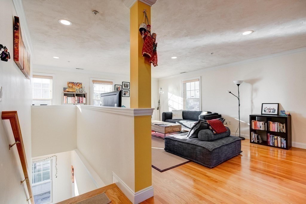 41 Spring Street, Unit 3 Waltham, MA 02451 - Photo 7 of 15