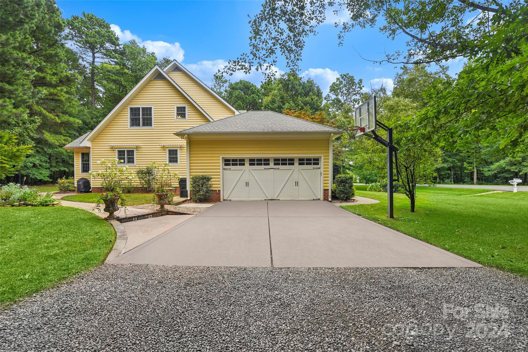 8389 Pine Lake Road Denver, NC 28037 - Photo 2 of 42 Gallery Image 2
