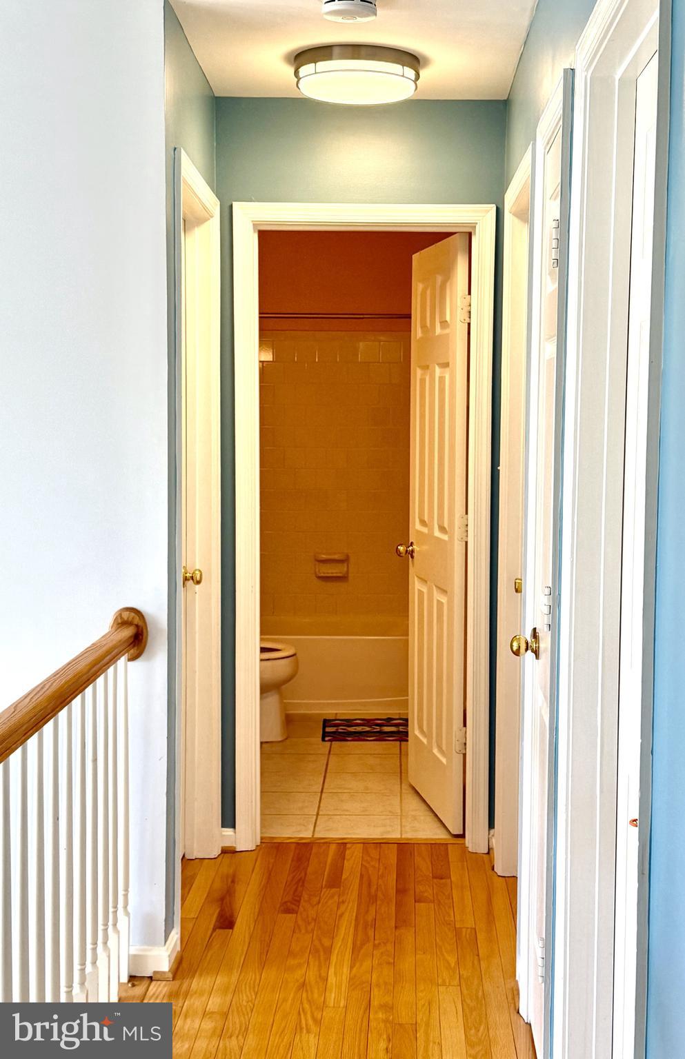 20907 Chippoaks Forest Circle Sterling, VA 20165 - Photo 37 of 71 a bathroom with a bathtub and a shower