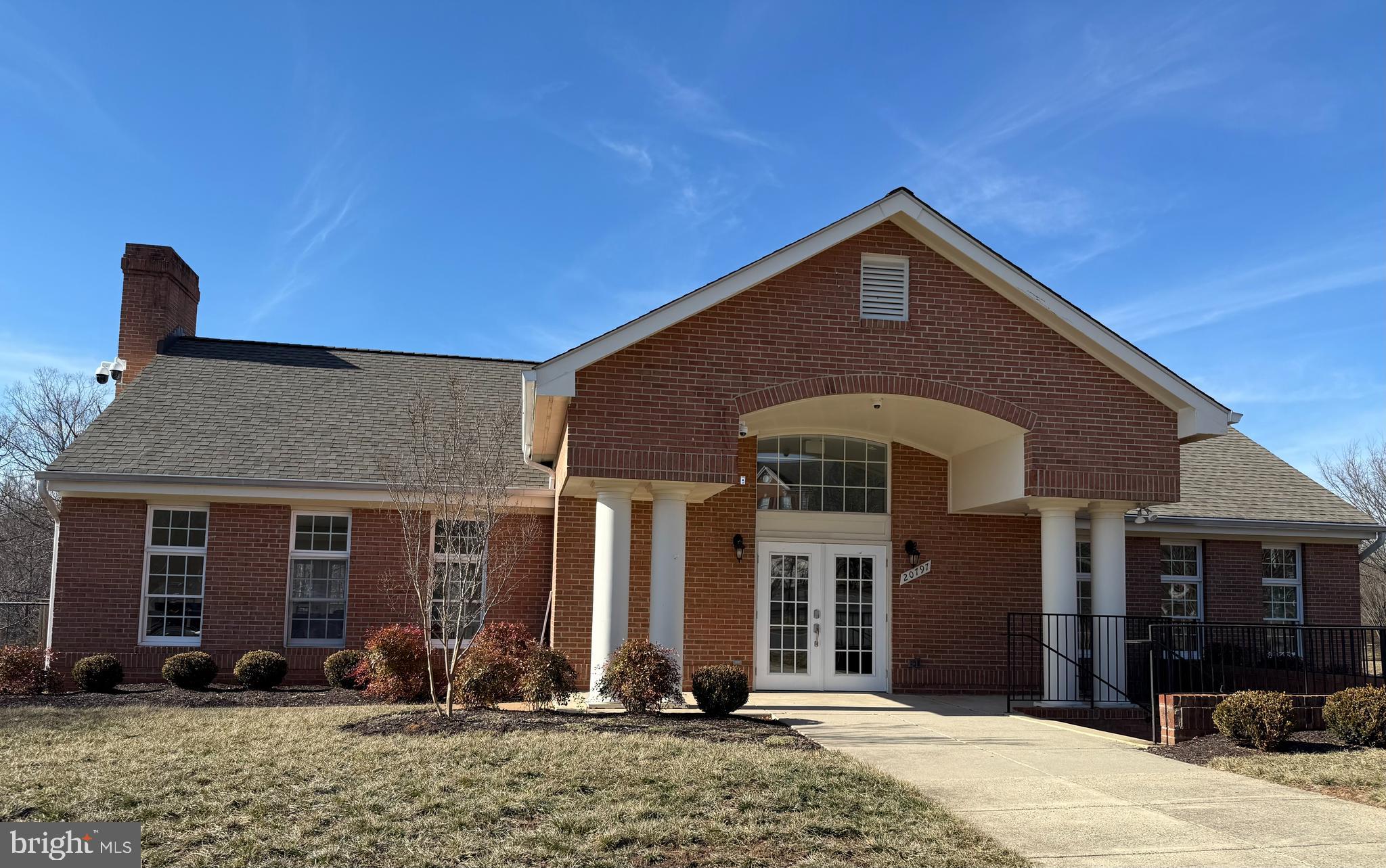 20907 Chippoaks Forest Circle Sterling, VA 20165 - Photo 62 of 71 a front view of a house