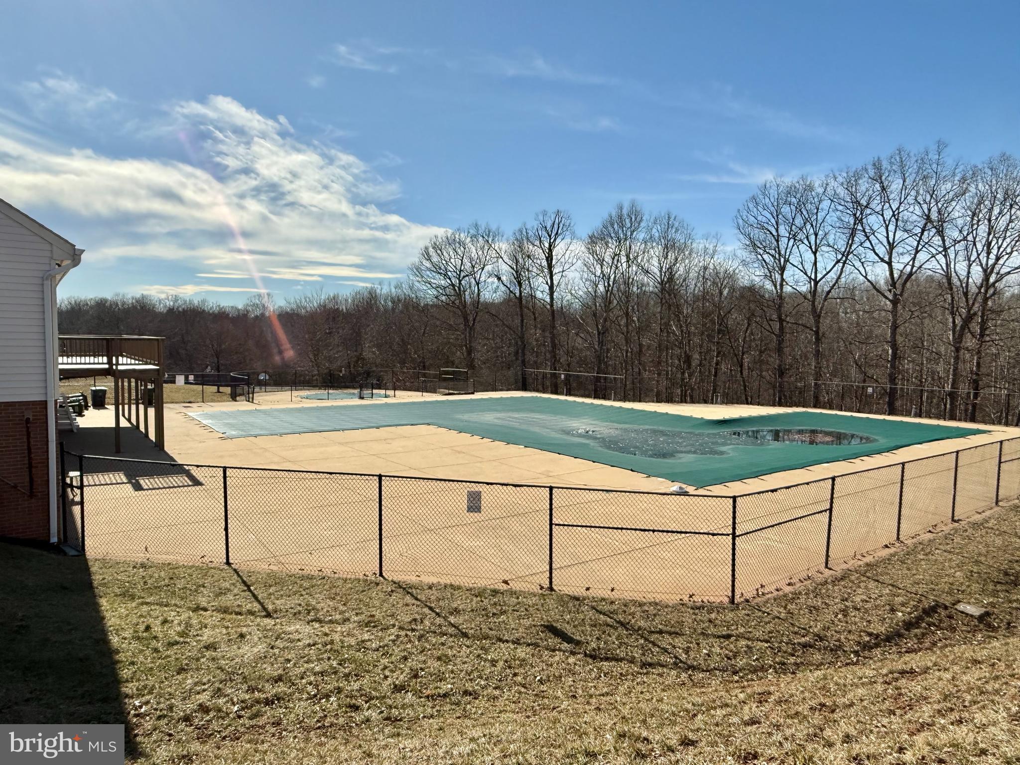 20907 Chippoaks Forest Circle Sterling, VA 20165 - Photo 63 of 71 a view of a terrace