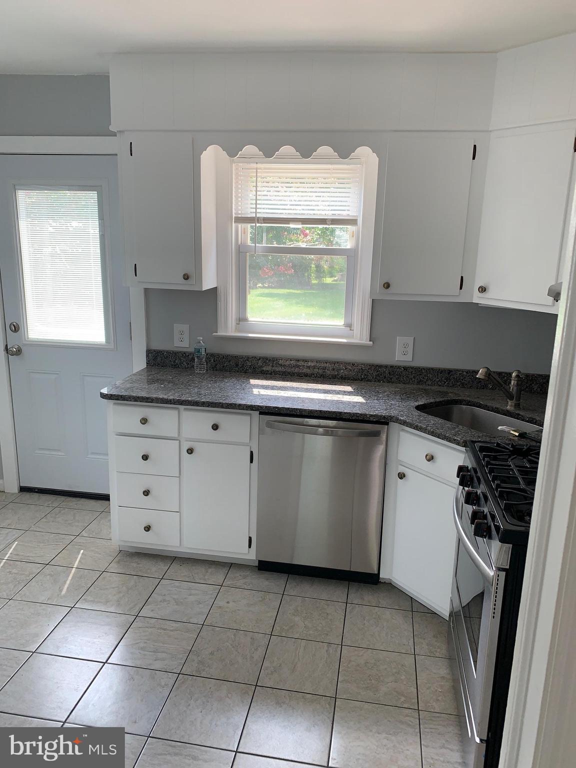8500 Chippewa Road Philadelphia, PA 19128 - Photo 11 of 46
