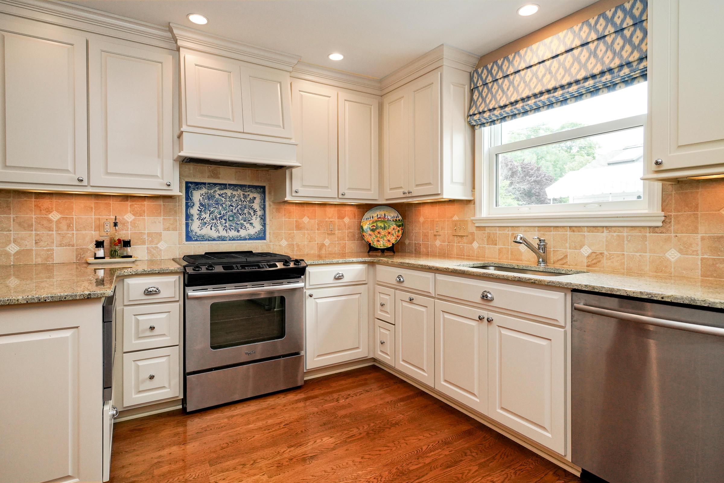 2675 Kent Road Columbus, OH 43221 - Photo 8 of 36 Gallery Image 8