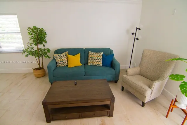 $2,500 | 753 Michigan Avenue, Unit 3A, Miami Beach, FL 33139