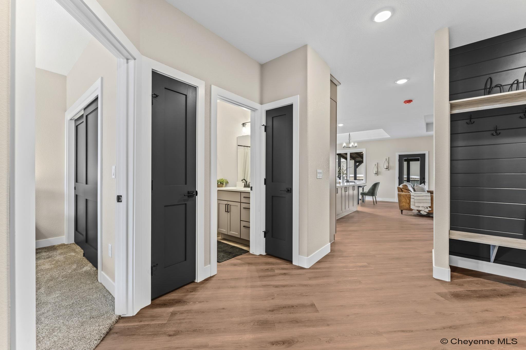 2226 Pack Saddle Road Cheyenne, WY 82007 - Photo 10 of 26 Gallery Image 10