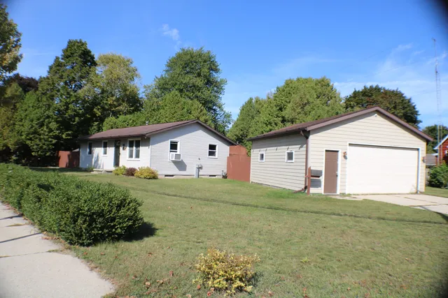 3405 Mishicot Road, Two Rivers, WI 54241
