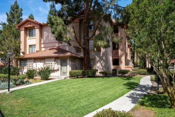 $450,000 | 12015 Alta Carmel Court, Unit 306, San Diego, CA 92128