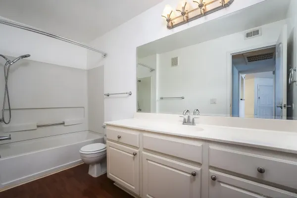 $450,000 | 12015 Alta Carmel Court, Unit 306, San Diego, CA 92128