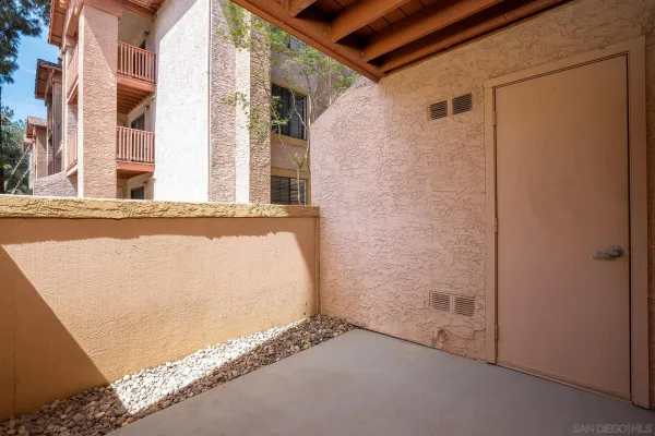 $450,000 | 12015 Alta Carmel Court, Unit 306, San Diego, CA 92128