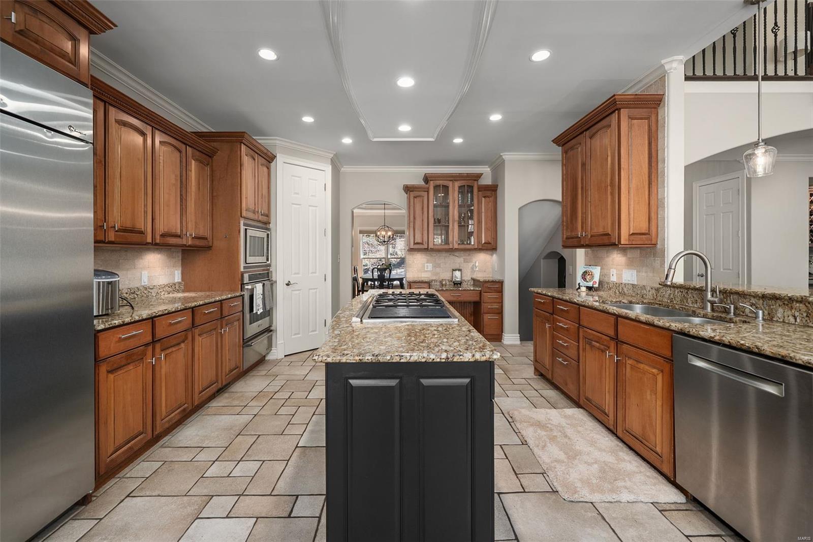 819 New Ballwin Road Ballwin, MO 63021 - Photo 13 of 47