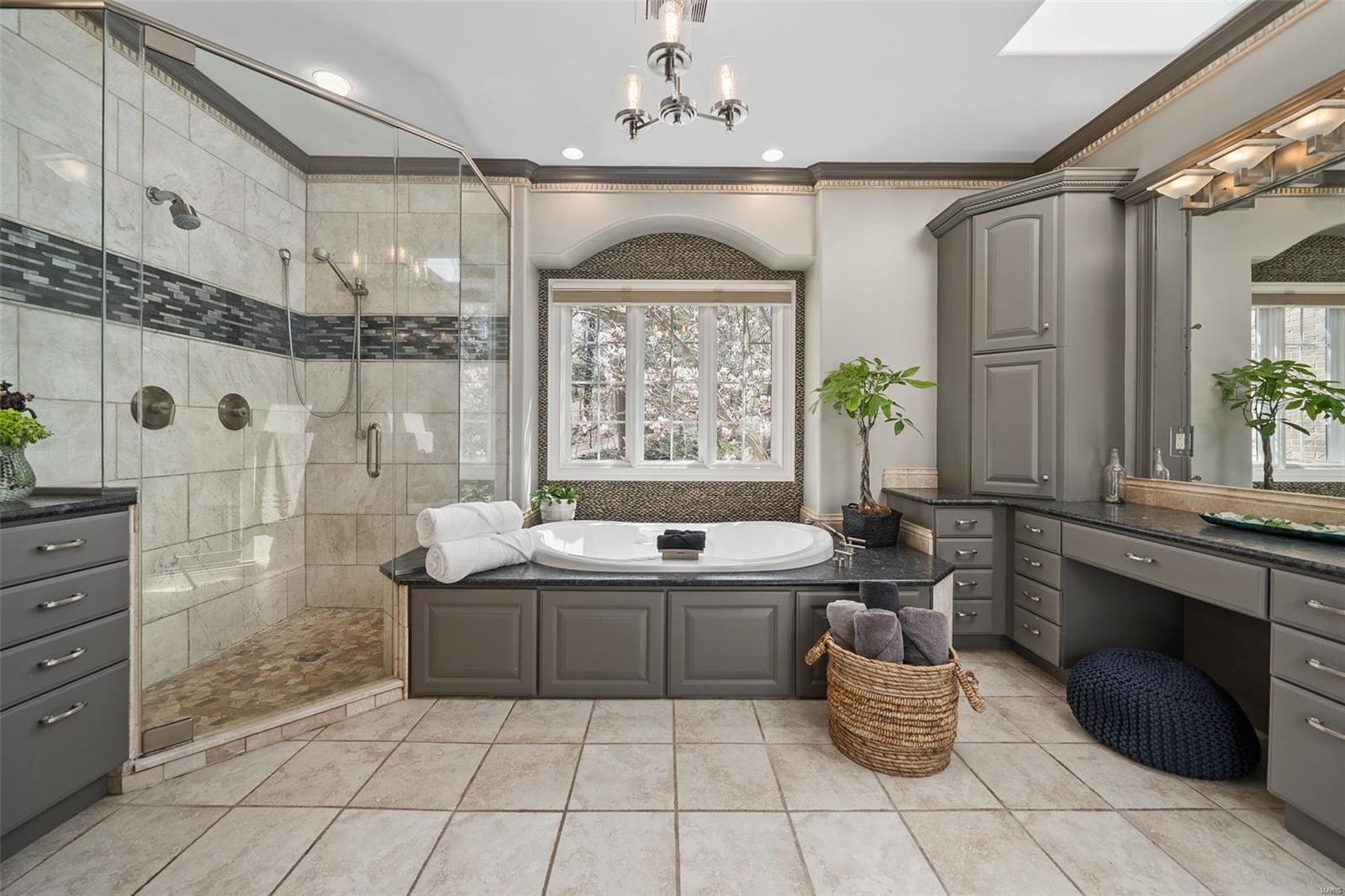 819 New Ballwin Road Ballwin, MO 63021 - Photo 20 of 47