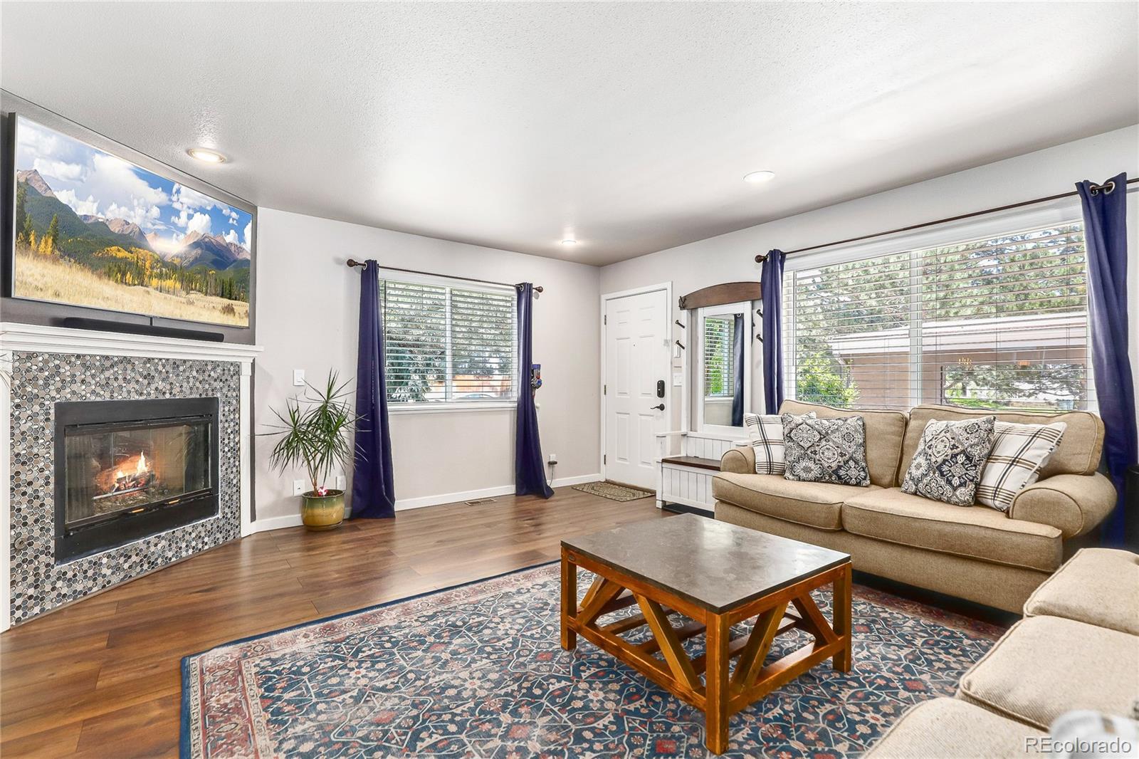 3298 Sentinel Drive Boulder, CO 80301 - Photo 5 of 32