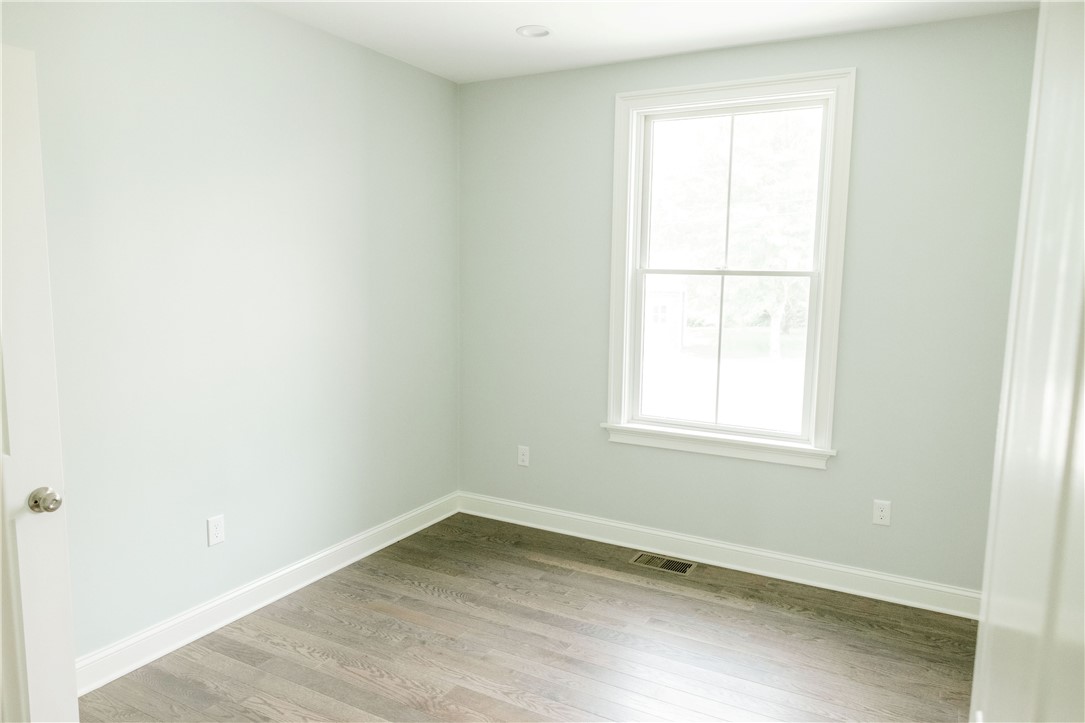 10 Woodward Road Lincoln, RI 02865 - Photo 30 of 50 Gallery Image 30