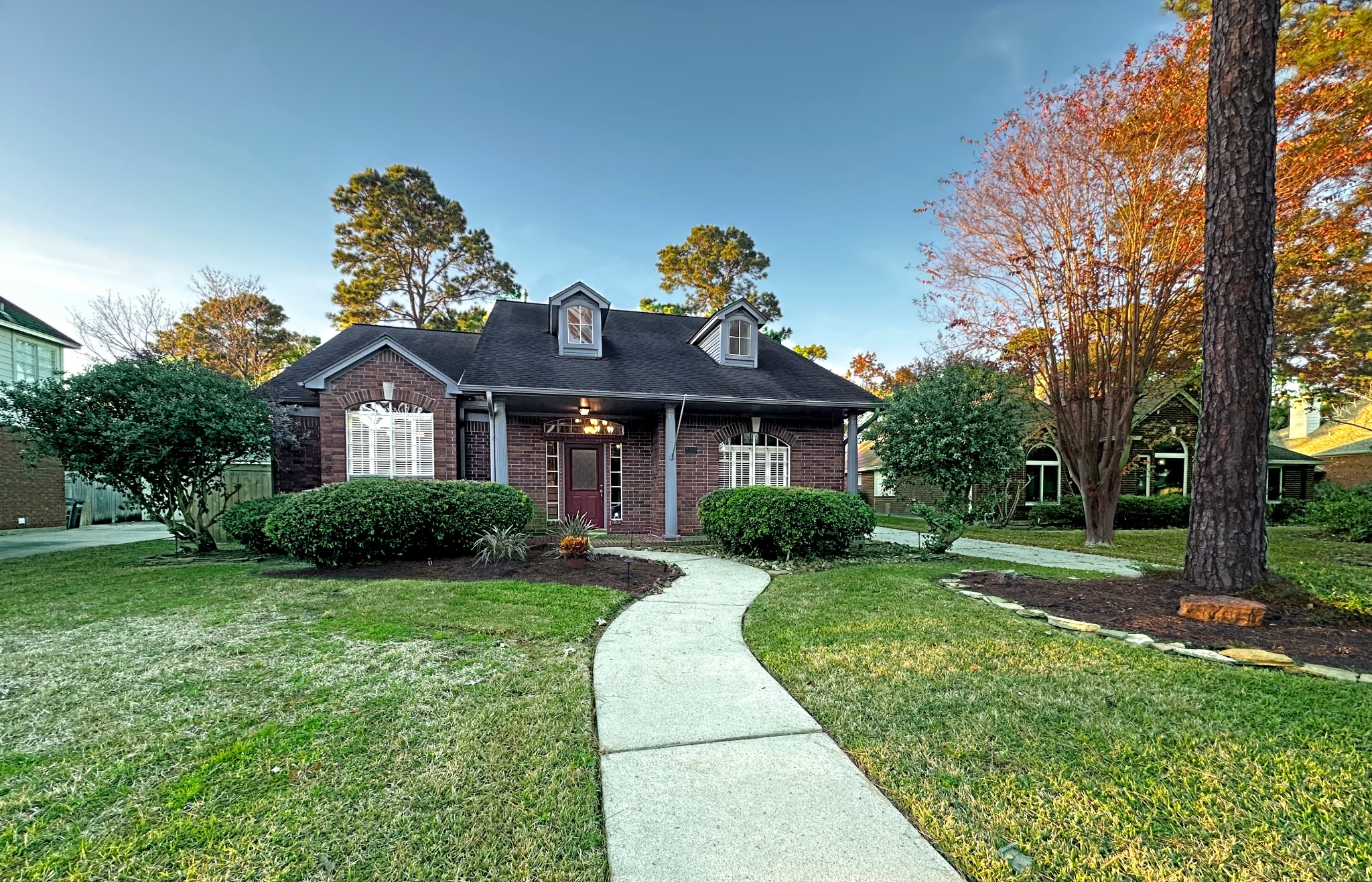 This move-in ready home is located on a quiet cul-de-sac.