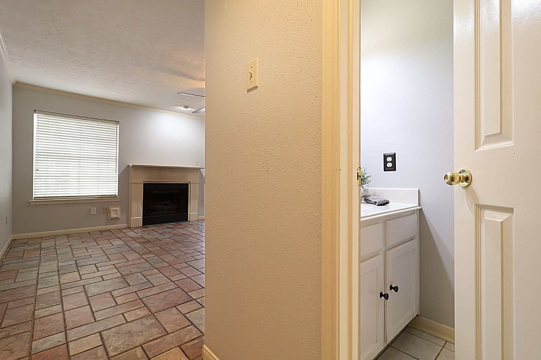 3510 Cypressdale Drive Spring, TX 77388 - Photo 10 of 32 Half bath located next to the family room.