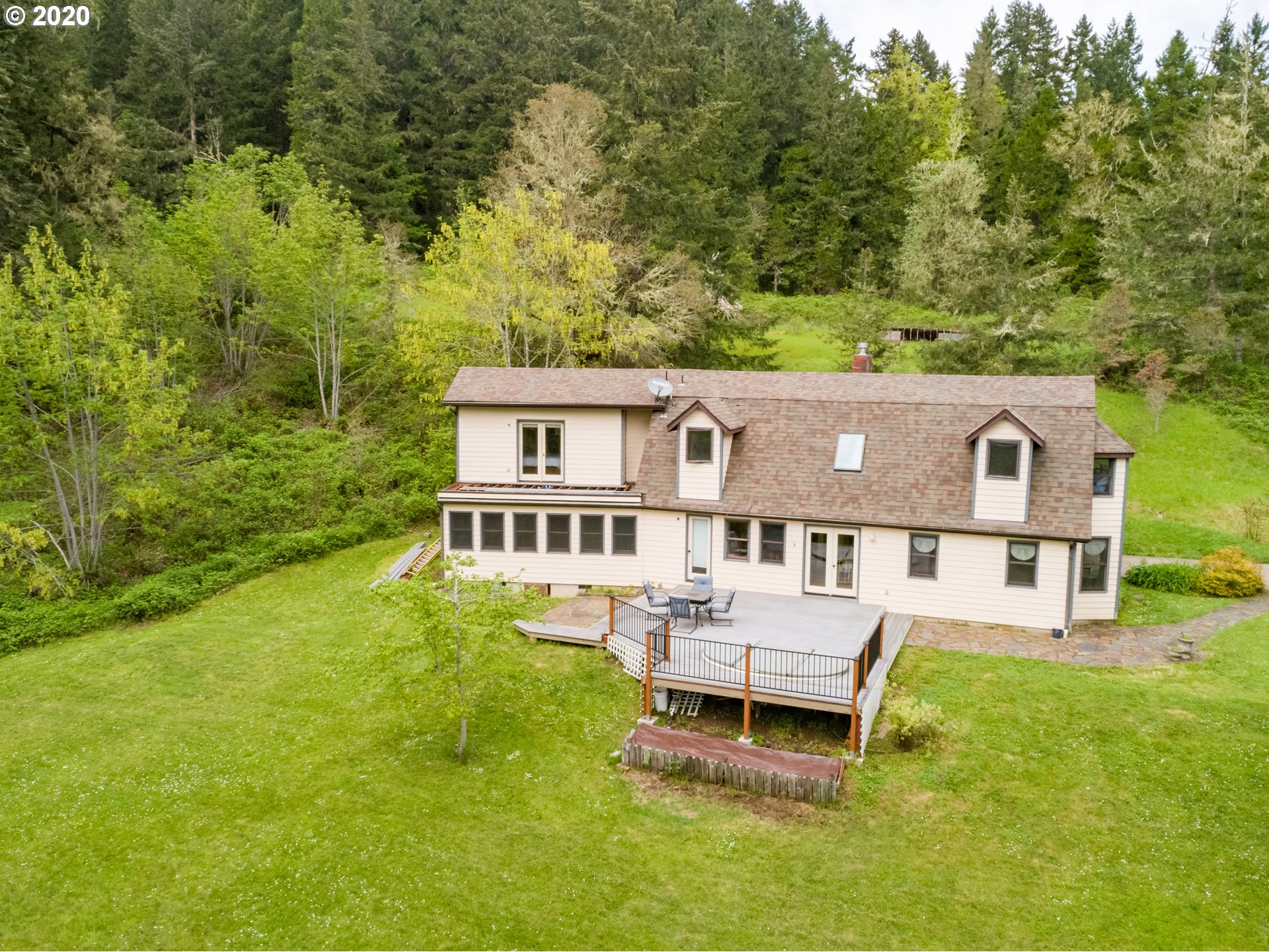 82254 Hanna Road Dexter, OR 97431 - Photo 28 of 32