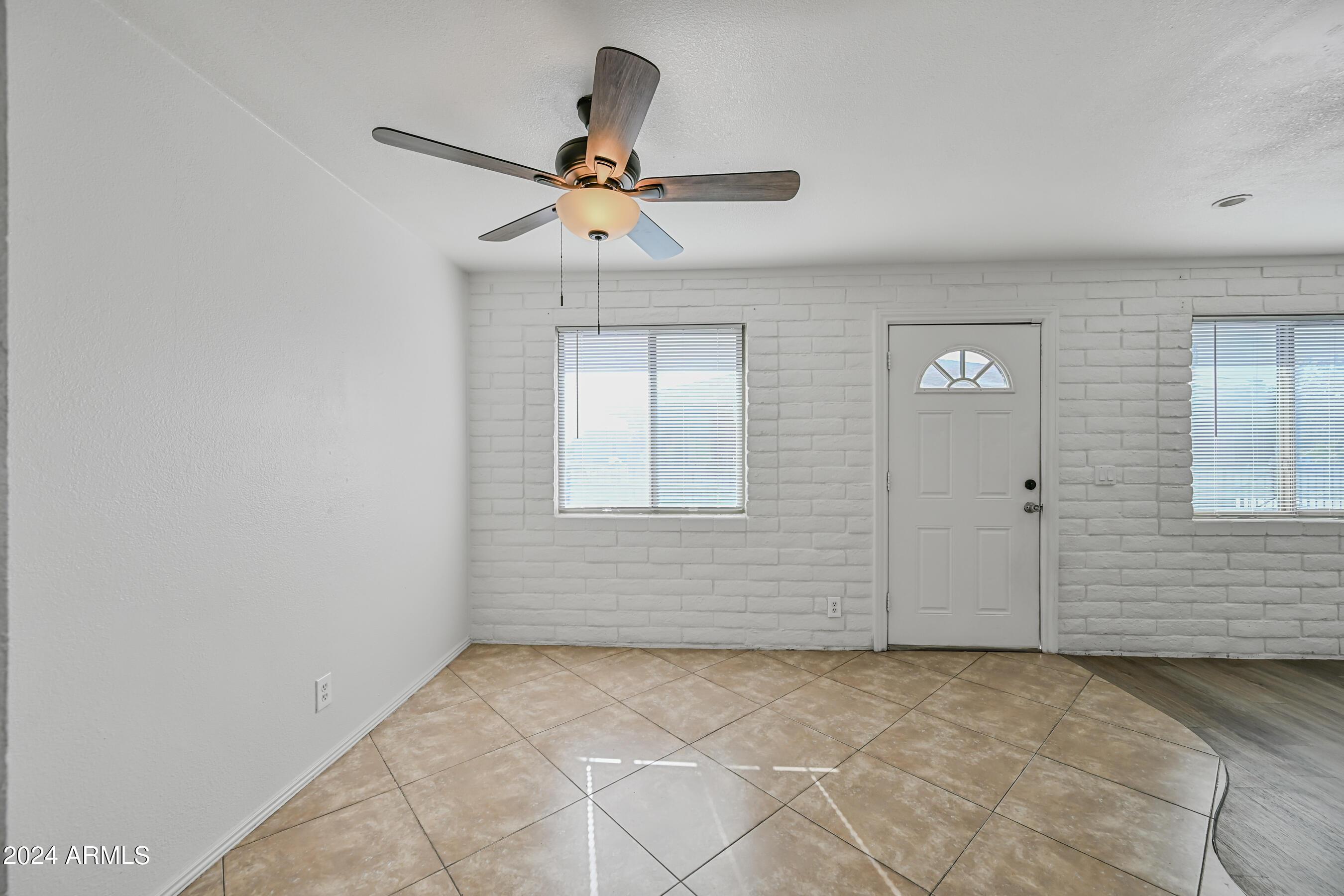 1234 North 36th Street, Unit 209 Phoenix, AZ 85008 - Photo 10 of 15 a view of an empty room