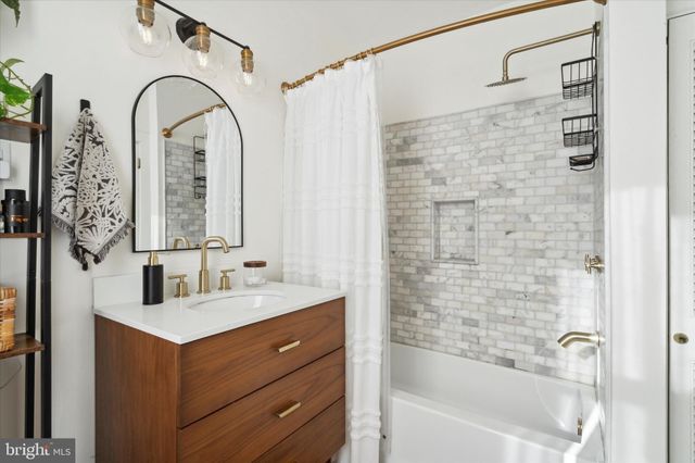 $401,000 | 6713 Walnut Avenue, Pennsauken, NJ 08109