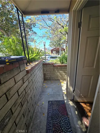 $1,350 | 1210 Tyler Street, Unit 1/2, Glendale, CA 91205