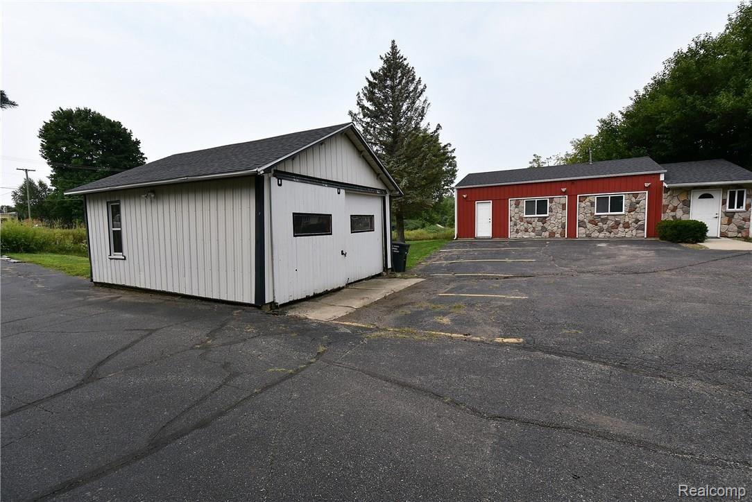 3450 Hadley Road Metamora, MI 48455 - Photo 39 of 49 Possible garage or storage for tentants